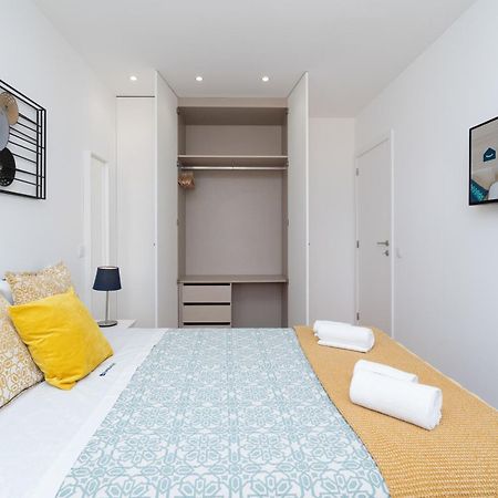 Sweet Sunny Flat W/ Balcony - Gaia Apartment บีลาโนวาเดกายา ภายนอก รูปภาพ