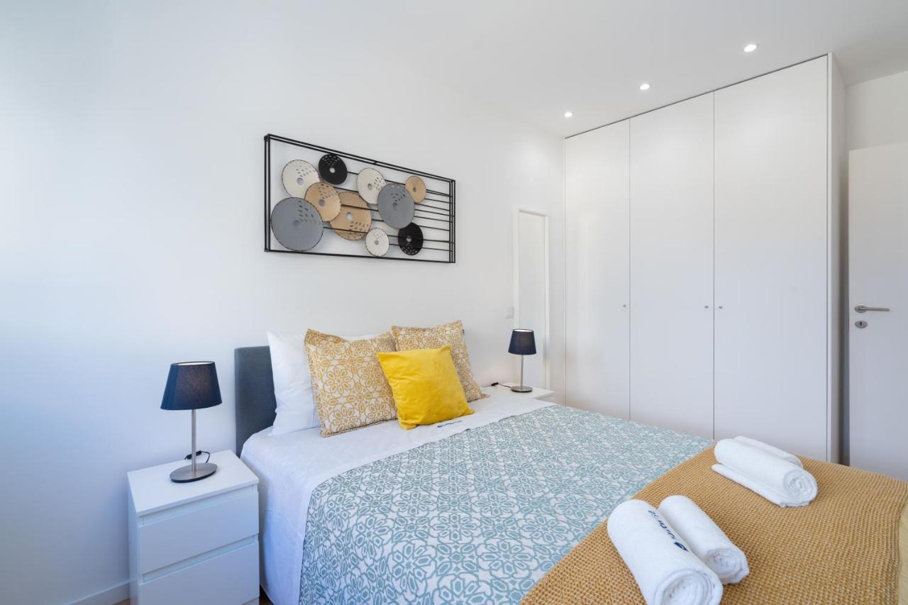Sweet Sunny Flat W/ Balcony - Gaia Apartment บีลาโนวาเดกายา ภายนอก รูปภาพ