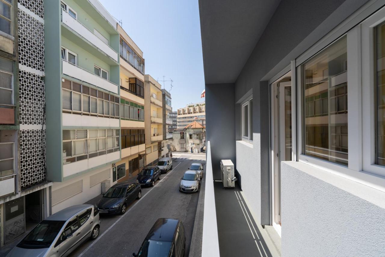 Sweet Sunny Flat W/ Balcony - Gaia Apartment บีลาโนวาเดกายา ภายนอก รูปภาพ