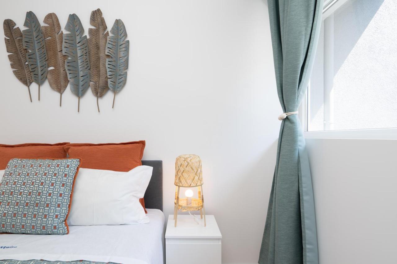 Sweet Sunny Flat W/ Balcony - Gaia Apartment บีลาโนวาเดกายา ภายนอก รูปภาพ